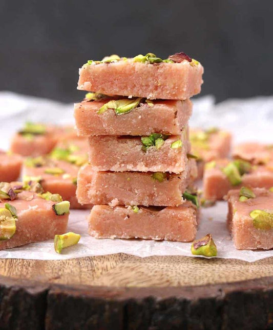 Rose Burfi Sandesh - Banchharam's